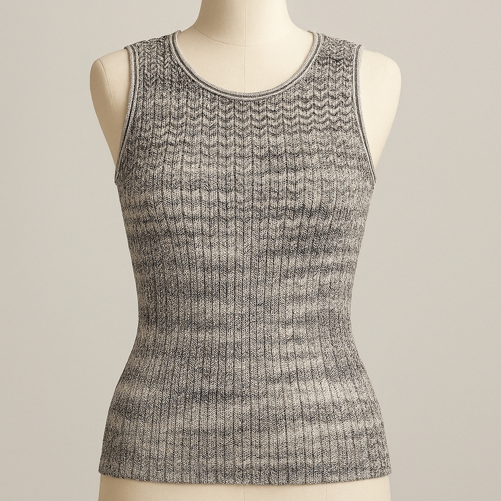 White House Black Market Black and White Sleeveless Knit Shell